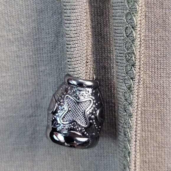 NEW POL Small Olive Tunic Top Cotton Blend Crochet Lace Eyelet Peplum Tie Neck - Picture 9 of 16